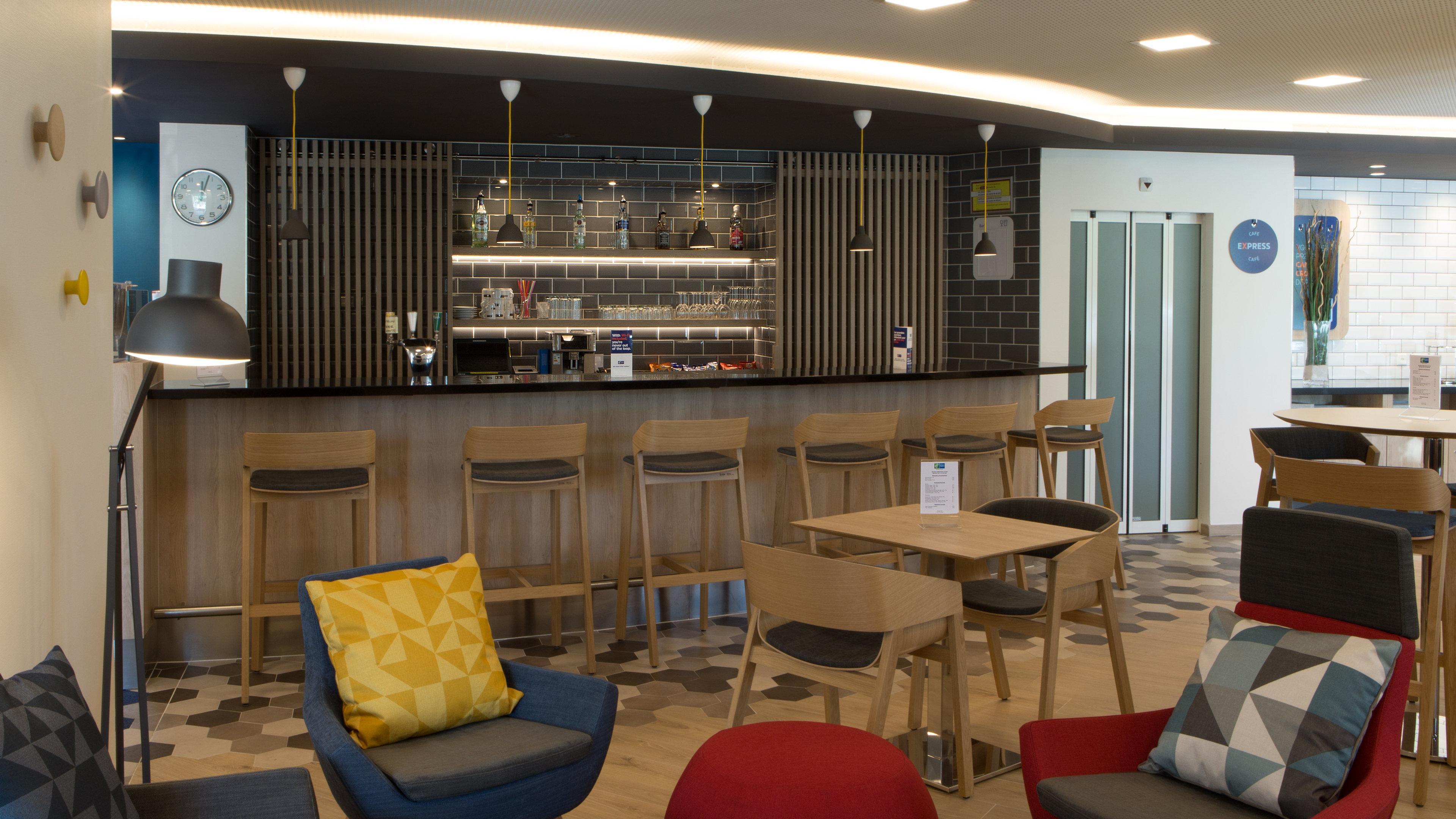 Express Geneva Airport By Ihg Hotel 3*